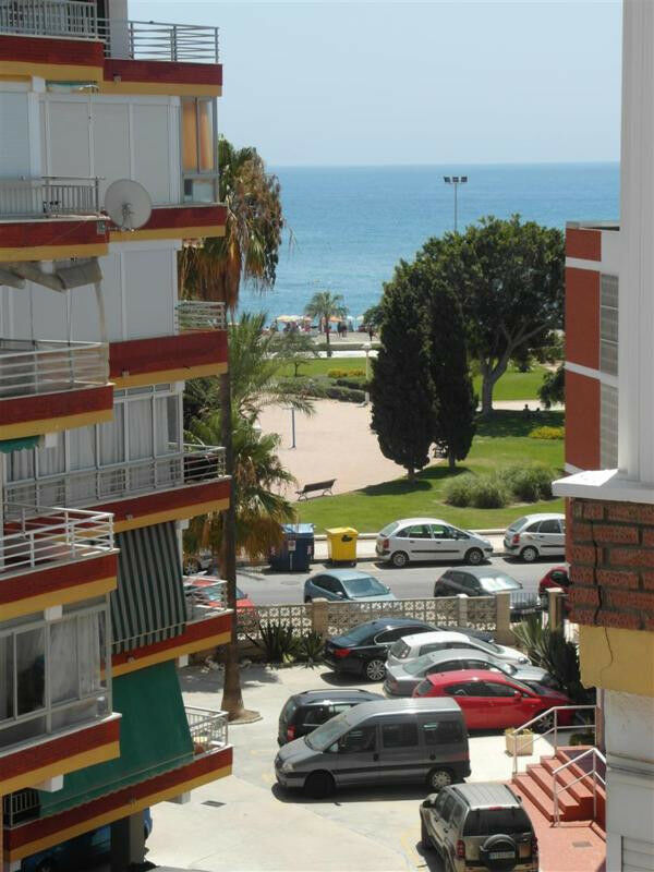 Middle Floor Apartment Torre del Mar Málaga - imagen 2