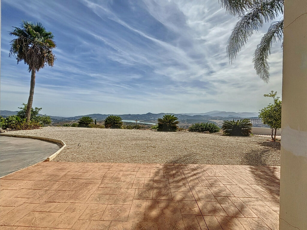 Detached Villa Periana Málaga - imagen 20