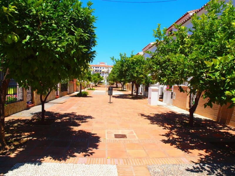 Middle Floor Apartment Torre del Mar Málaga - imagen 21