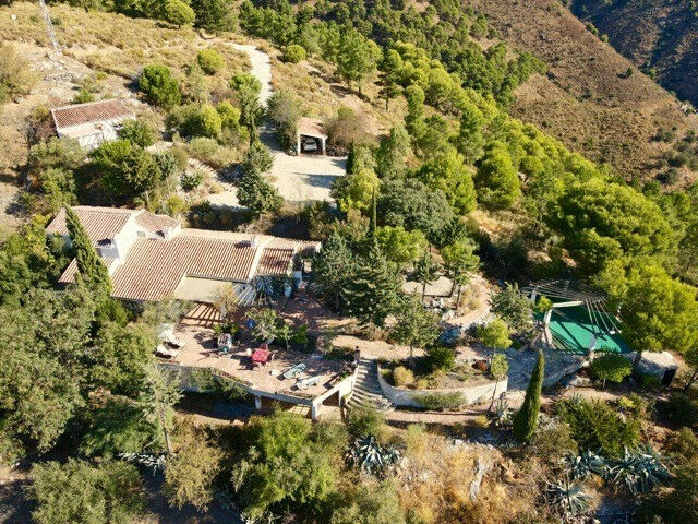 Detached Villa Canillas de Albaida Málaga - imagen 26