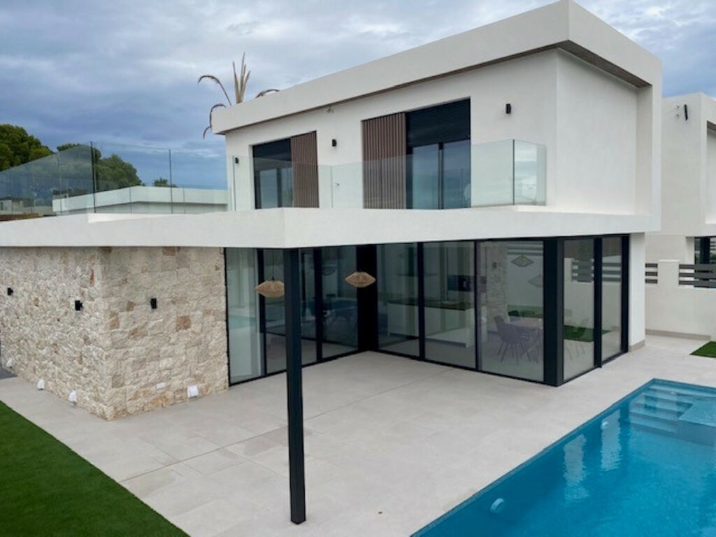 Detached Villa Lomas de Cabo Roig Alicante - image 27
