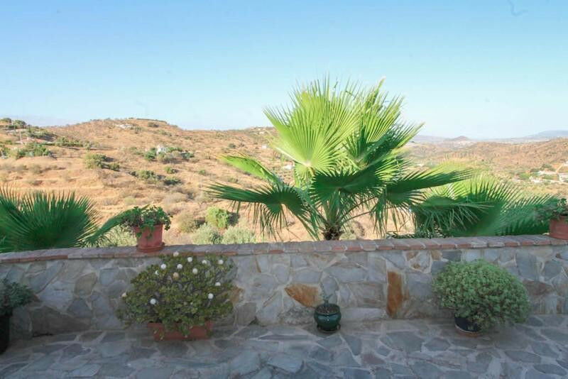 Detached Villa Guaro Málaga - imagen 29