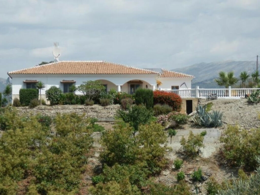 Detached Villa La Viñuela Málaga - imagen 3