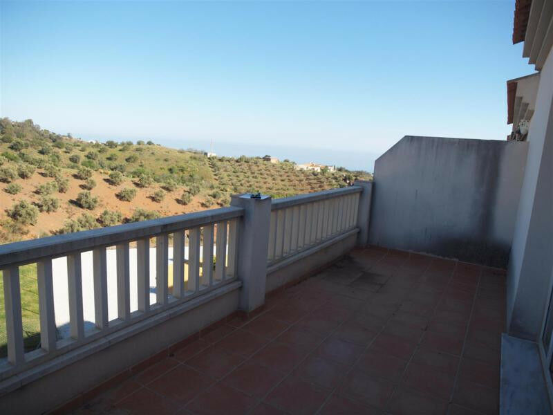 Detached Villa Benagalbon Málaga - Bild 3