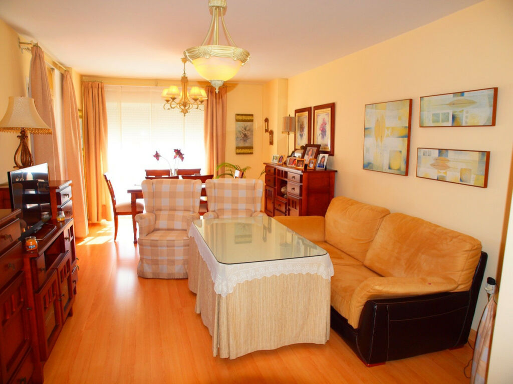 Middle Floor Apartment Torre del Mar Málaga - imagen 3
