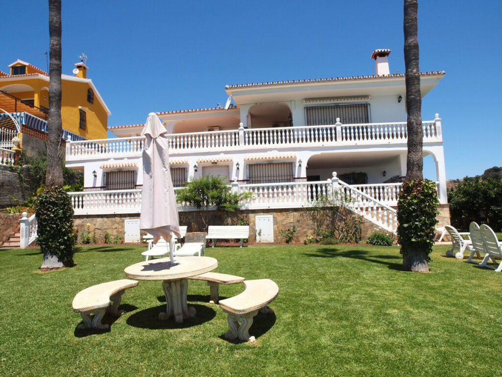 Detached Villa Almayate Málaga - Bild 3