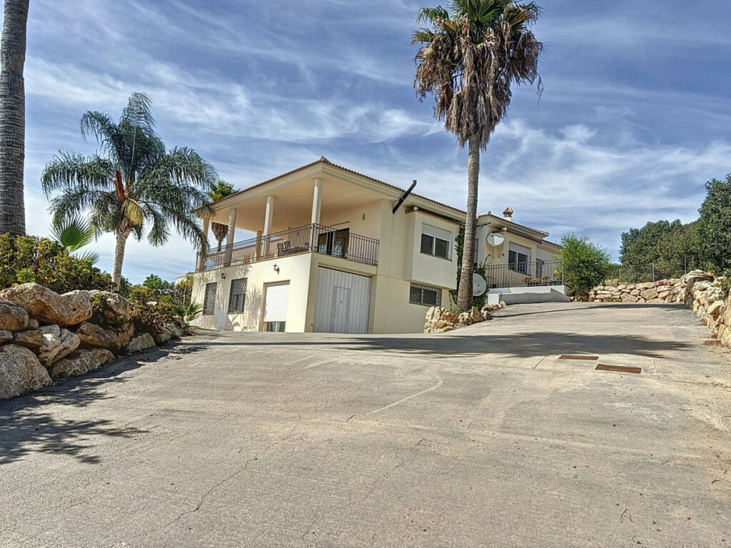 Detached Villa Periana Málaga - imagen 3