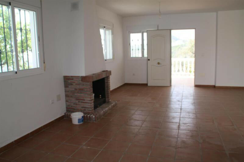Detached Villa Canillas de Albaida Málaga - imagen 3