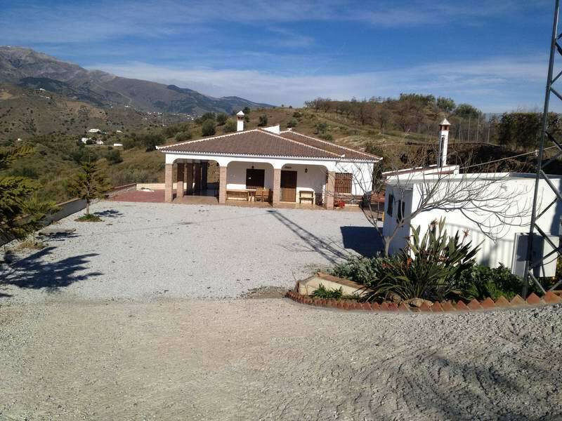 Detached Villa Sedella Málaga - imagen 3