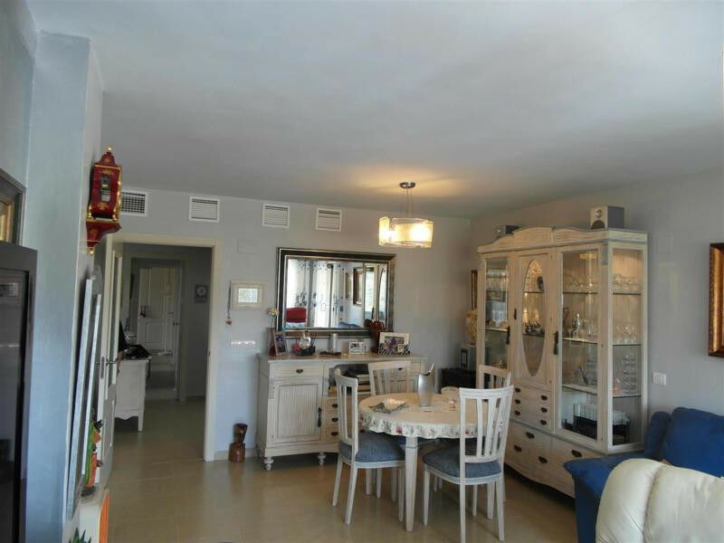 Middle Floor Apartment Benagalbon Málaga - imagen 3