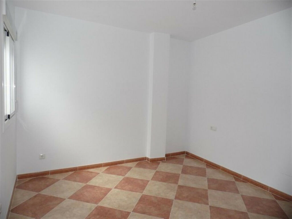 Middle Floor Apartment Canillas de Aceituno Málaga - imagen 3