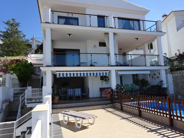 Detached Villa La Cala del Moral Málaga - imagen 33