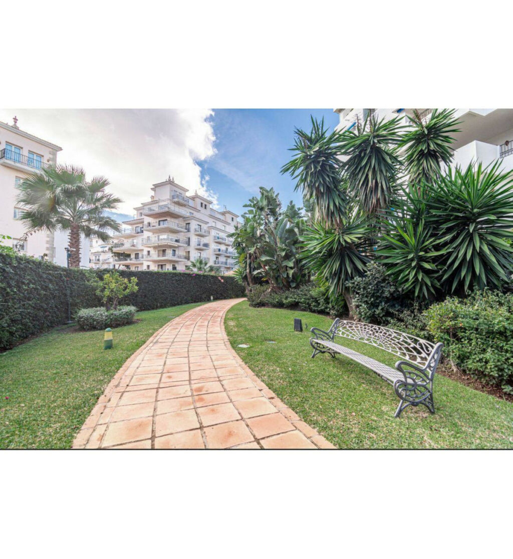 Middle Floor Apartment Puerto Banús Málaga - imagen 36