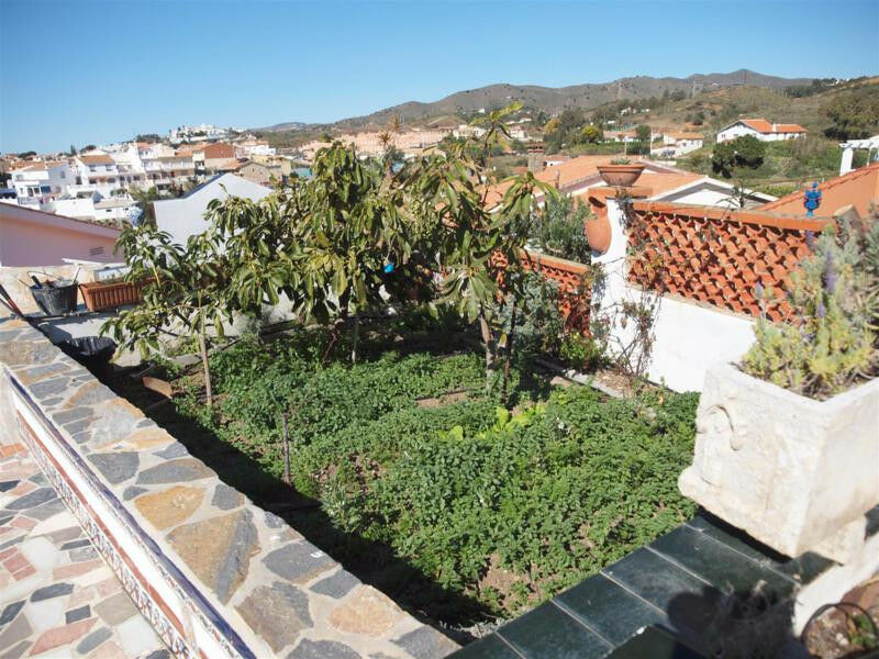 Detached Villa Benajarafe Málaga - imagen 37