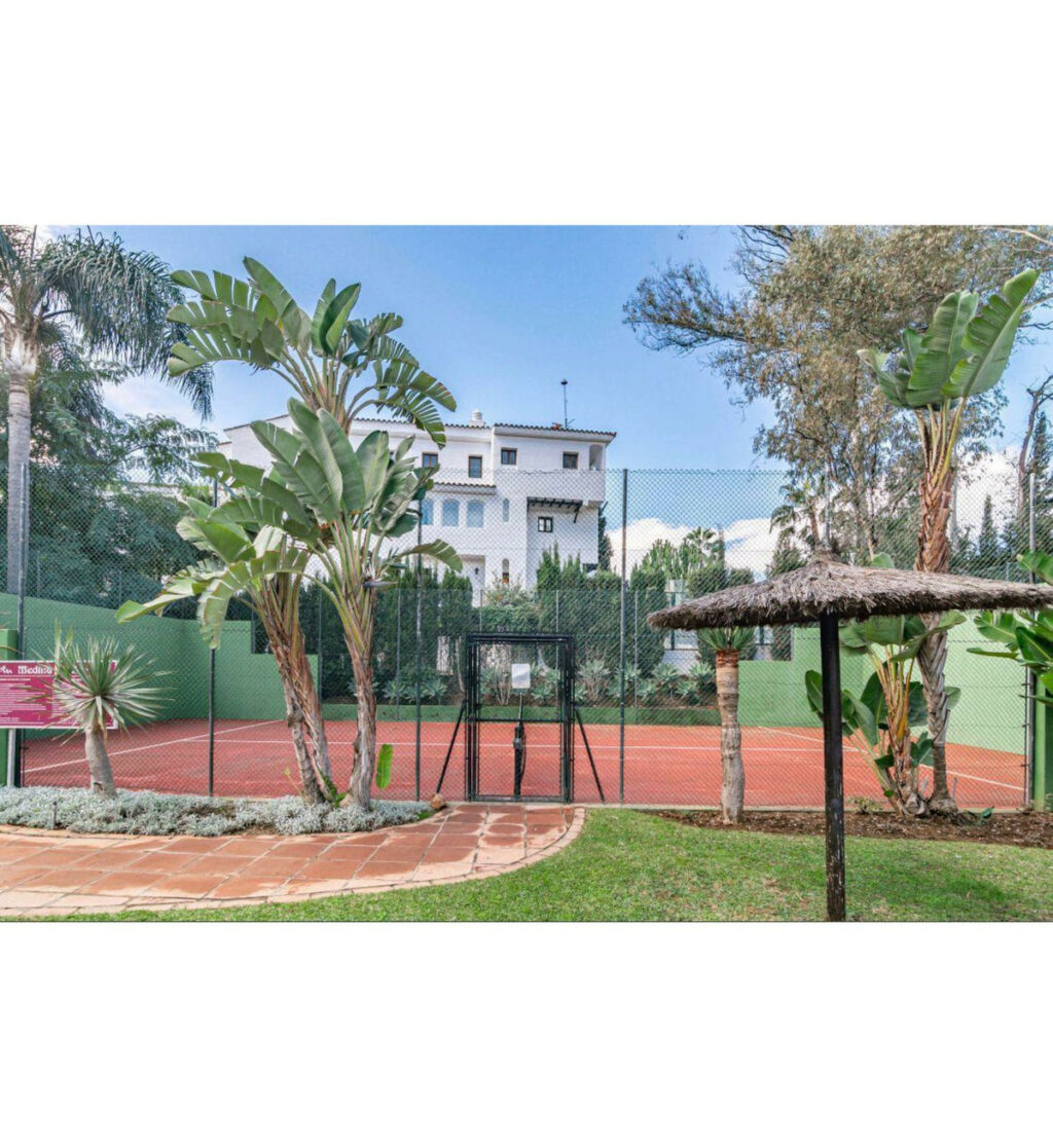 Middle Floor Apartment Puerto Banús Málaga - imagen 40