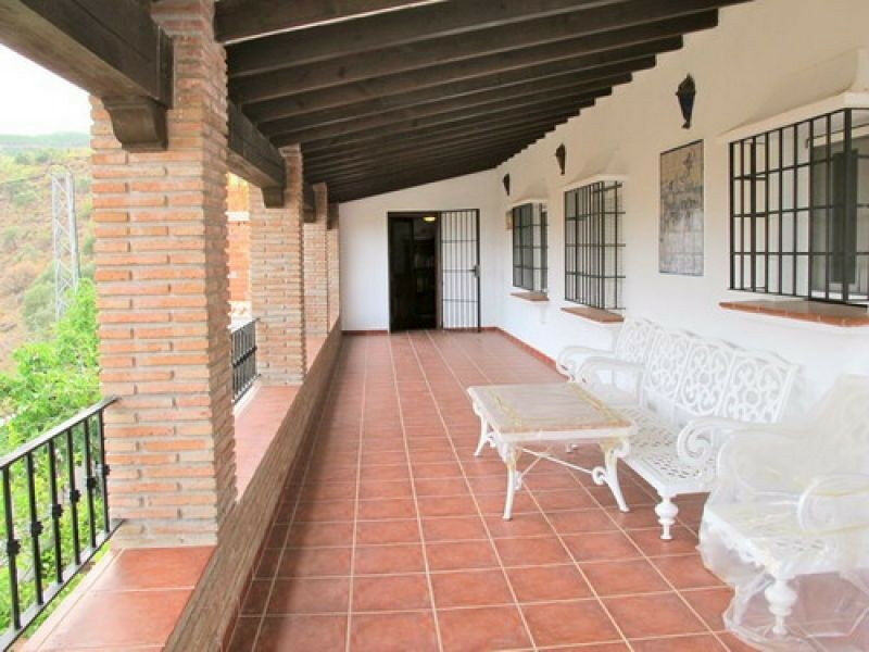 Detached Villa Macharaviaya Málaga - imagen 4