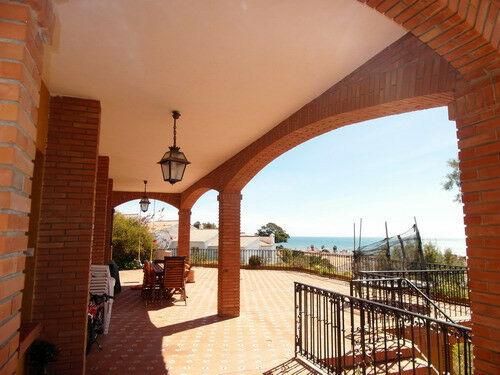 Detached Villa Benajarafe Málaga - imagen 4