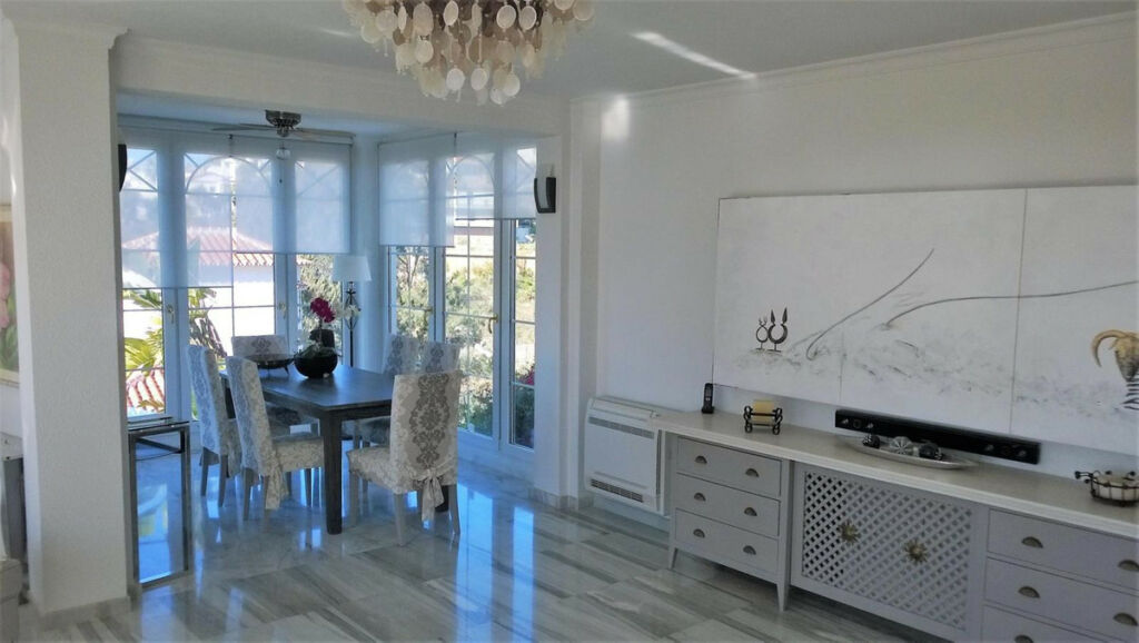 Detached Villa Benajarafe Málaga - imagen 4