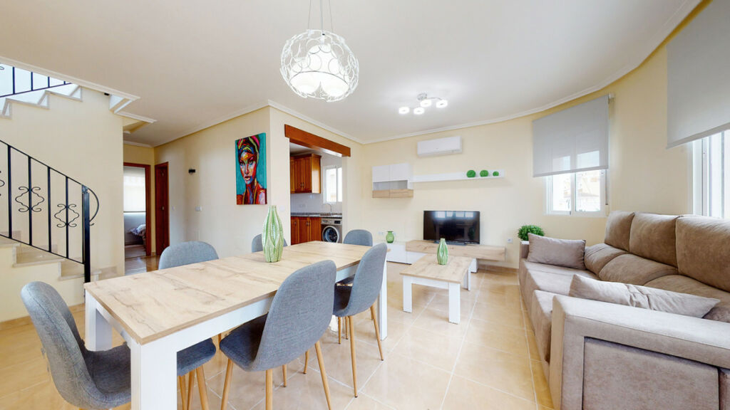 Detached Villa San Miguel de Salinas Alicante - image 4
