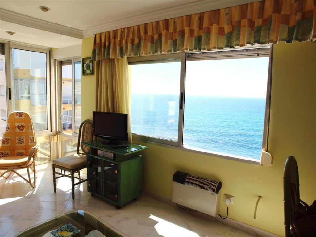 Middle Floor Apartment Algarrobo Málaga - imagen 4