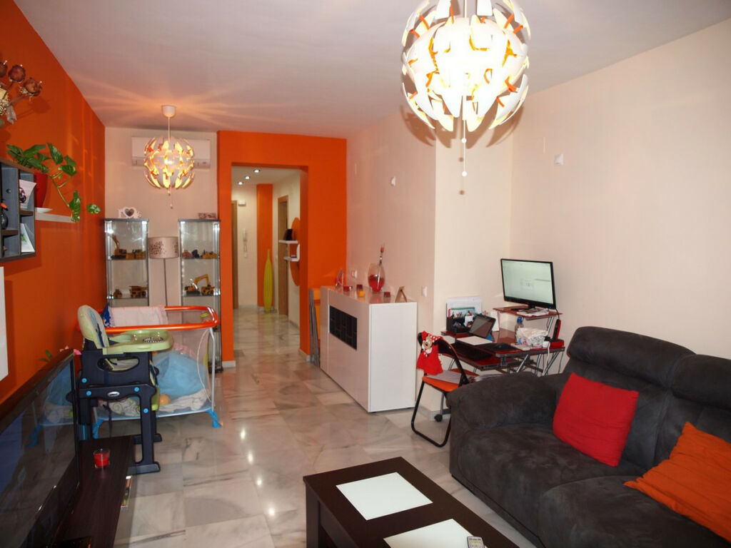 Middle Floor Apartment Benajarafe Málaga - Bild 4