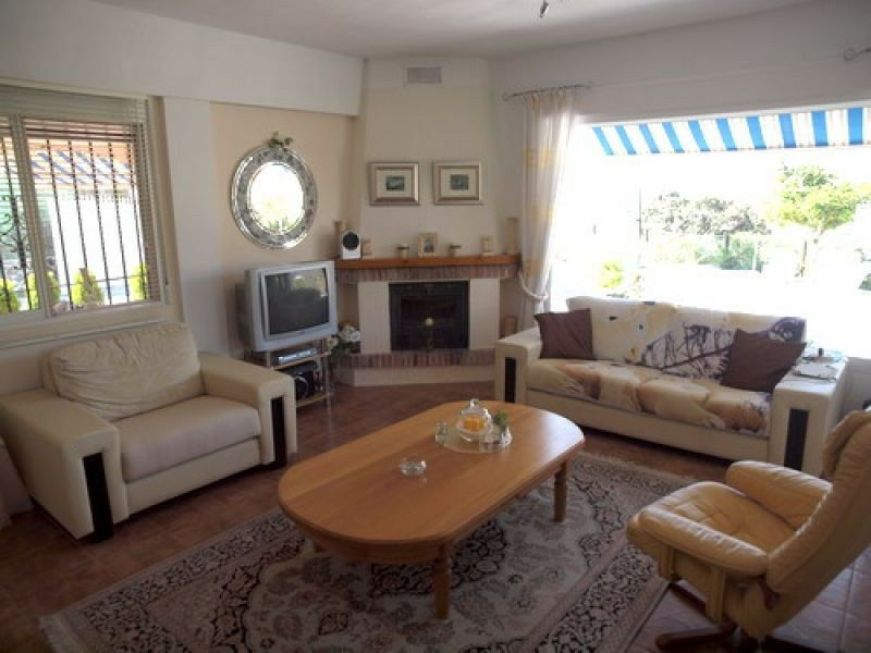 Detached Villa Sayalonga Málaga - imagen 4