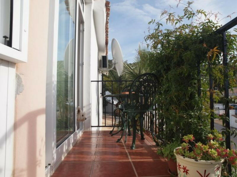 Detached Villa Puente don Manuel Málaga - image 4