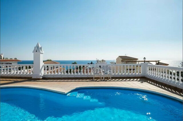 Middle Floor Apartment Nerja Málaga - imagen 4