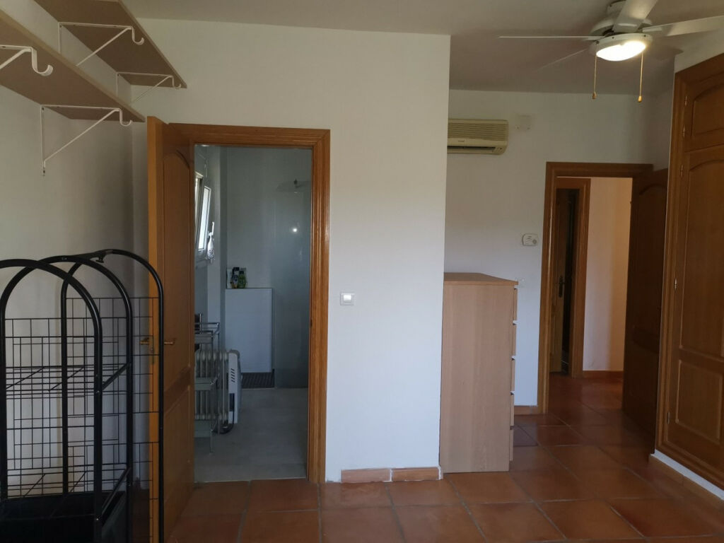 Detached Villa La Viñuela Málaga - imagen 40