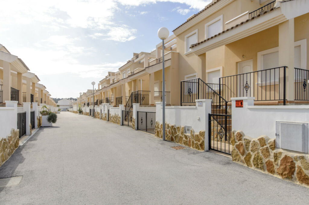 Detached Villa San Miguel de Salinas Alicante - image 46