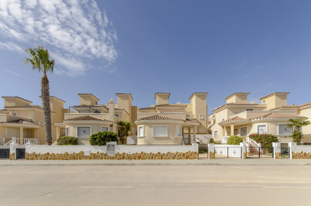 Detached Villa San Miguel de Salinas Alicante - image 48