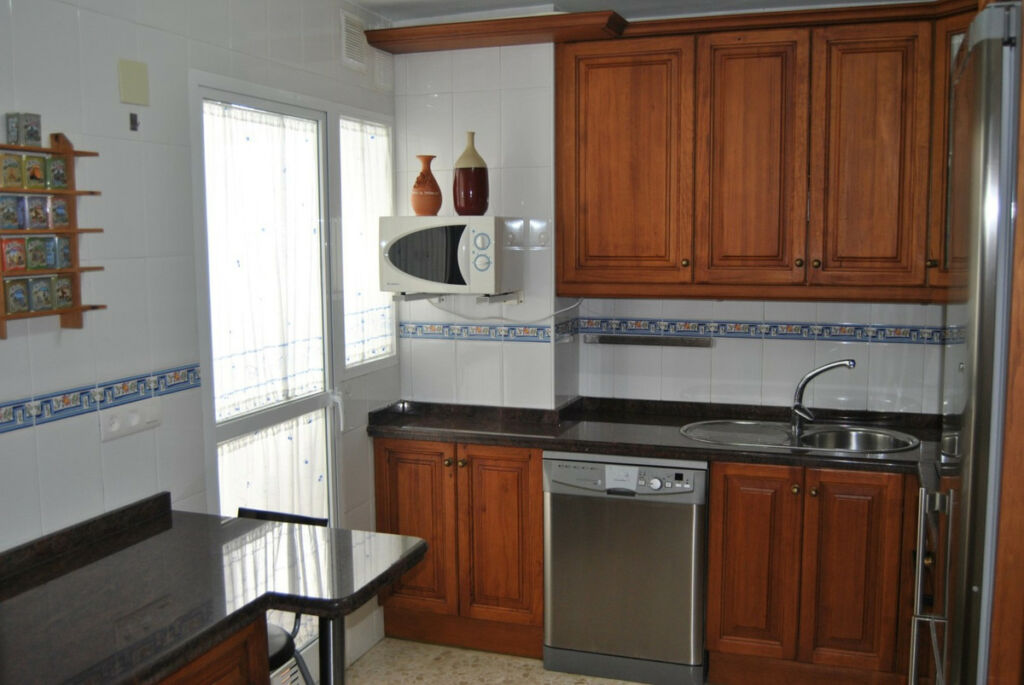Middle Floor Apartment Torre del Mar Málaga - imagen 5