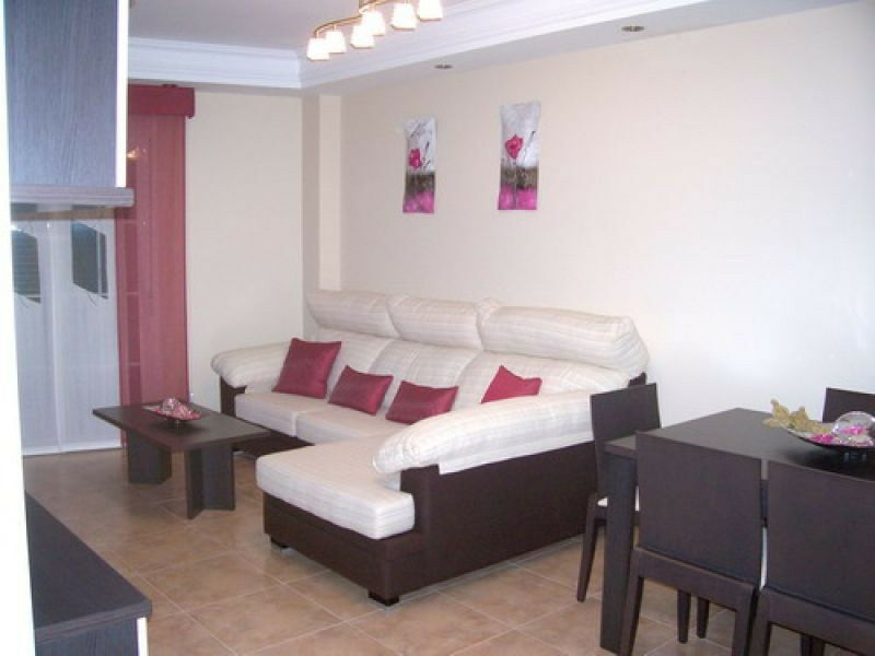 Top Floor Apartment Benamocarra Málaga - image 5
