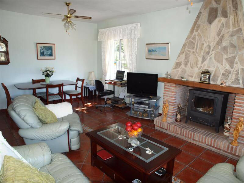 Detached Villa Alcaucín Málaga - imagen 5