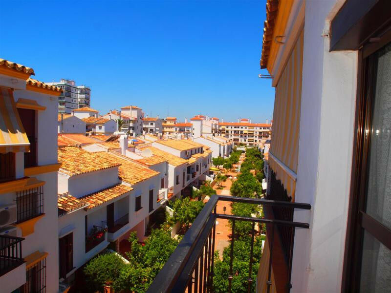 Middle Floor Apartment Torre del Mar Málaga - imagen 5