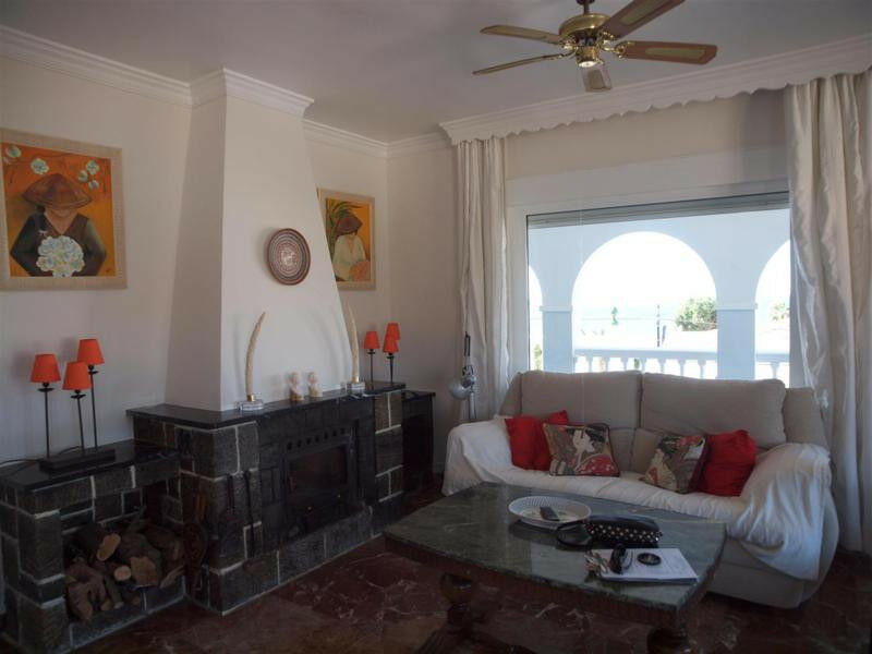 Detached Villa Benajarafe Málaga - imagen 5