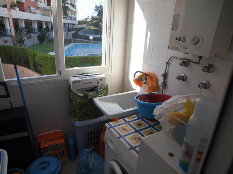 Middle Floor Apartment Torre del Mar Málaga - imagen 5