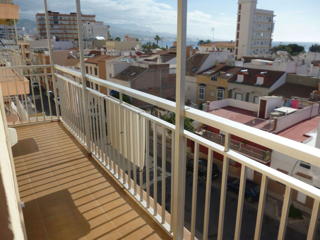 Middle Floor Apartment Torre del Mar Málaga - imagen 5