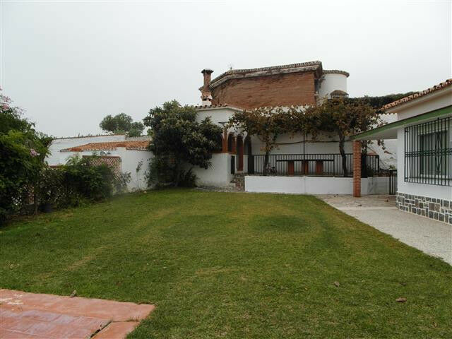 Detached Villa Benajarafe Málaga - imagen 6