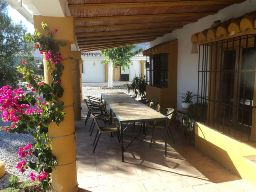 Detached Villa Riogordo Málaga - imagen 6