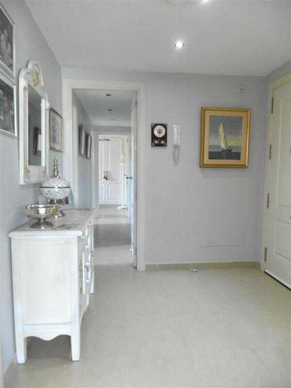 Middle Floor Apartment Benagalbon Málaga - imagen 6
