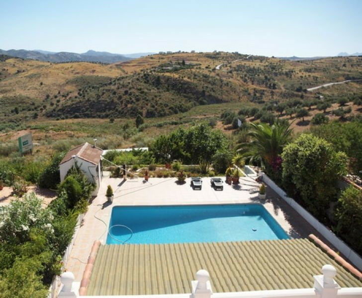 Detached Villa Alcaucín Málaga - image 6