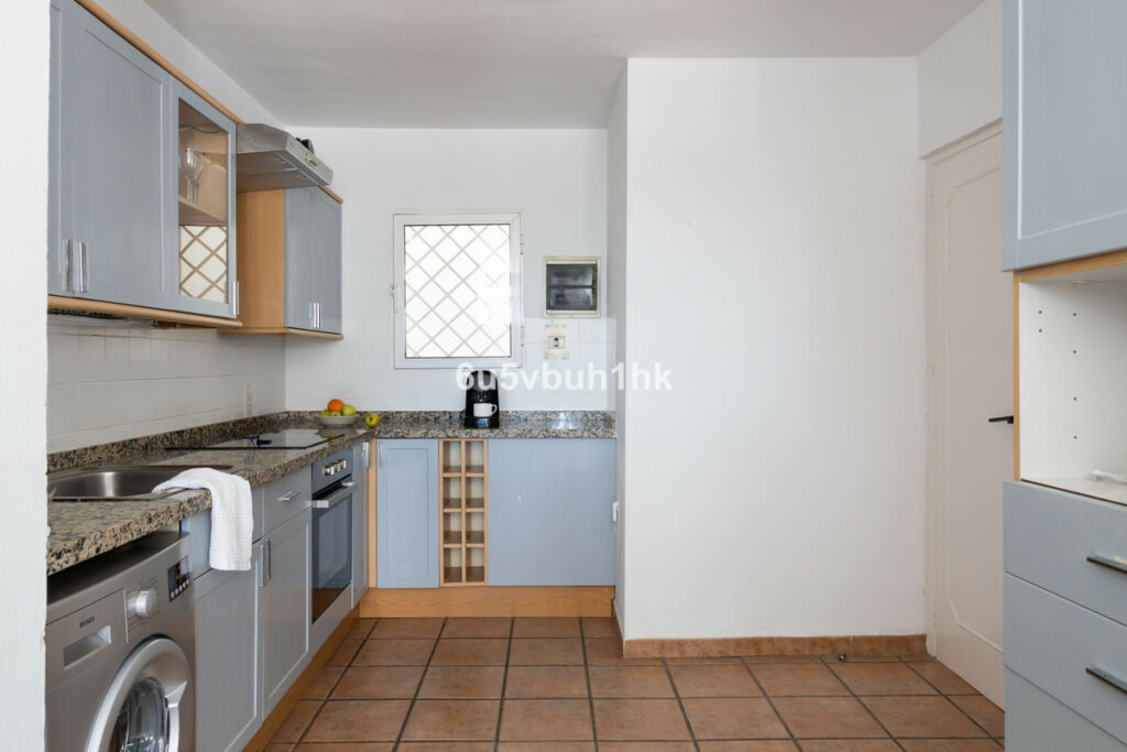 Middle Floor Apartment Nueva Andalucía Málaga - imagen 6