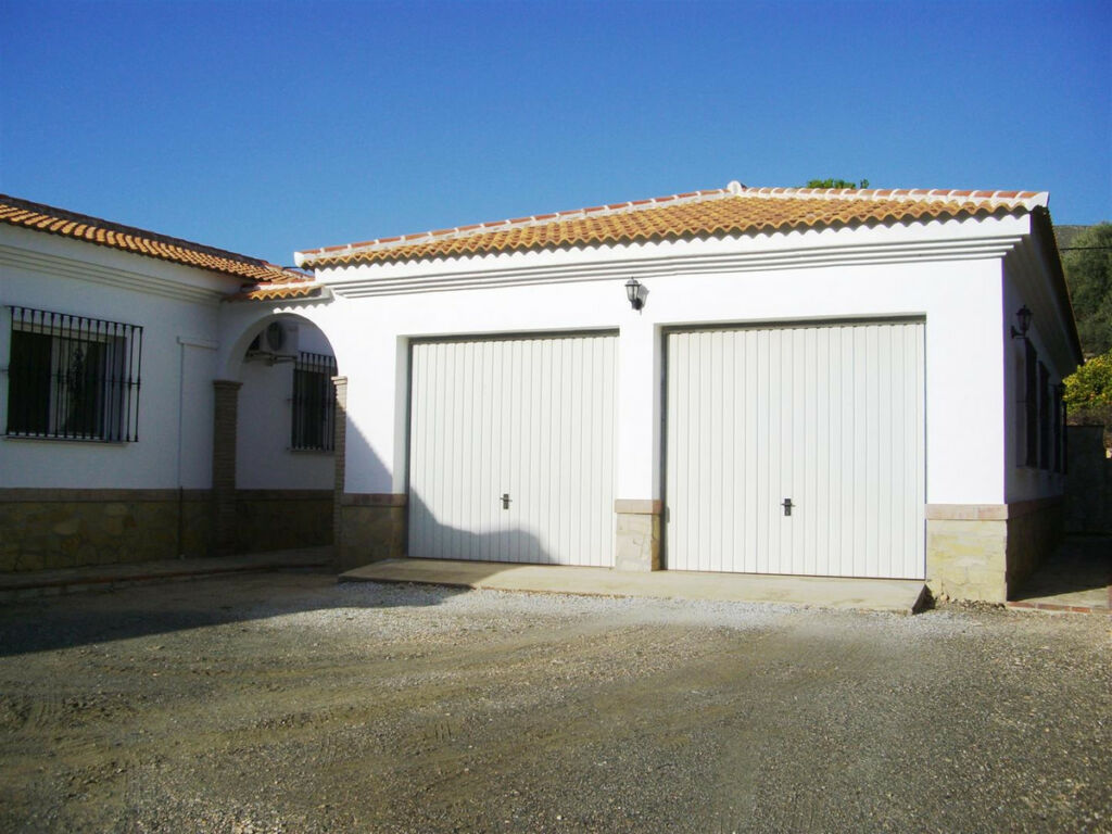 Detached Villa Alcaucín Málaga - imagen 7