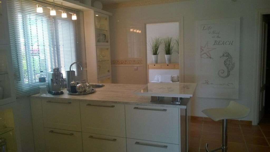 Detached Villa Benajarafe Málaga - imagen 8