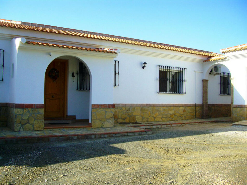 Detached Villa Alcaucín Málaga - imagen 8