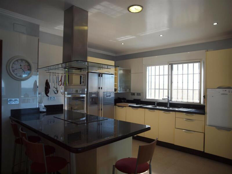 Detached Villa Benajarafe Málaga - imagen 8