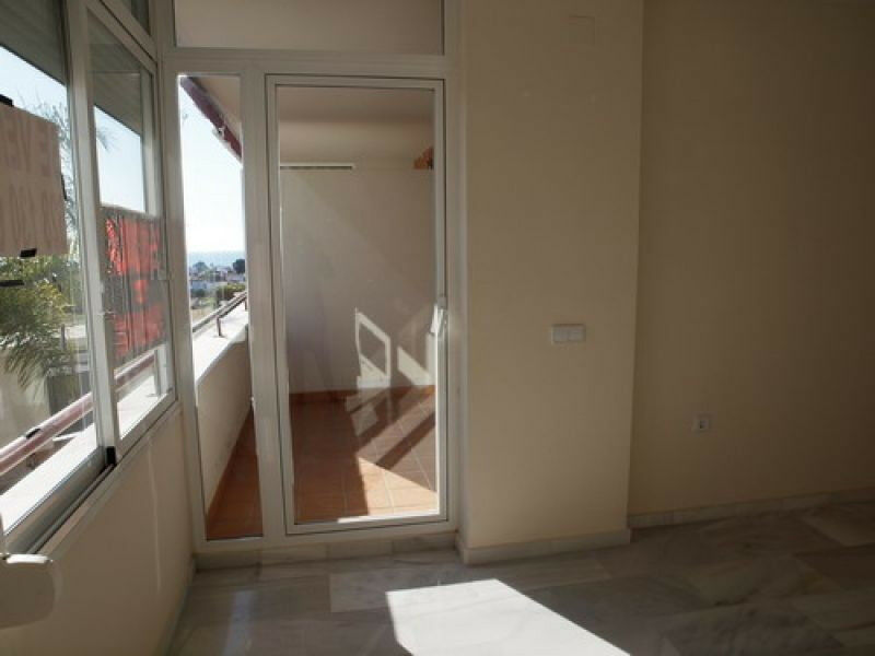 Middle Floor Apartment Caleta de Vélez Málaga - imagen 8
