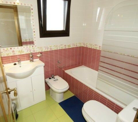Detached Villa Sayalonga Málaga - imagen 8