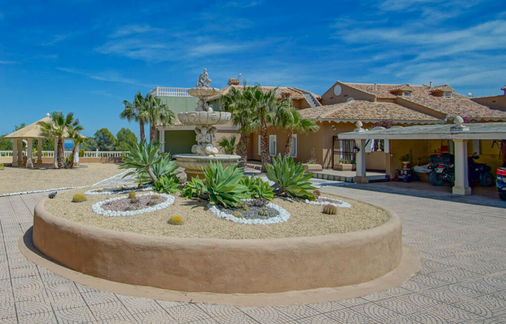 Detached Villa La Nucia Alicante - imagen 9